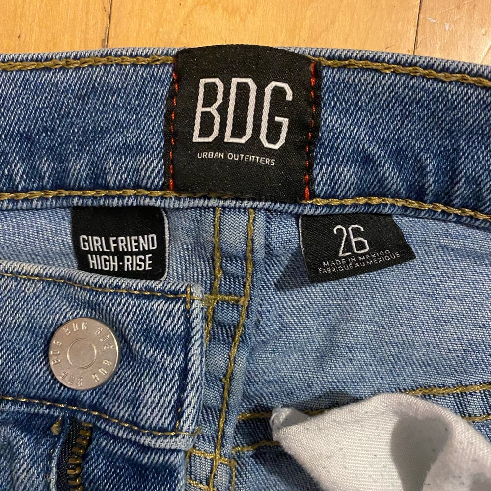 Hi-Rise Skinny Jeans Frayed Hem - Picture 3 of 6